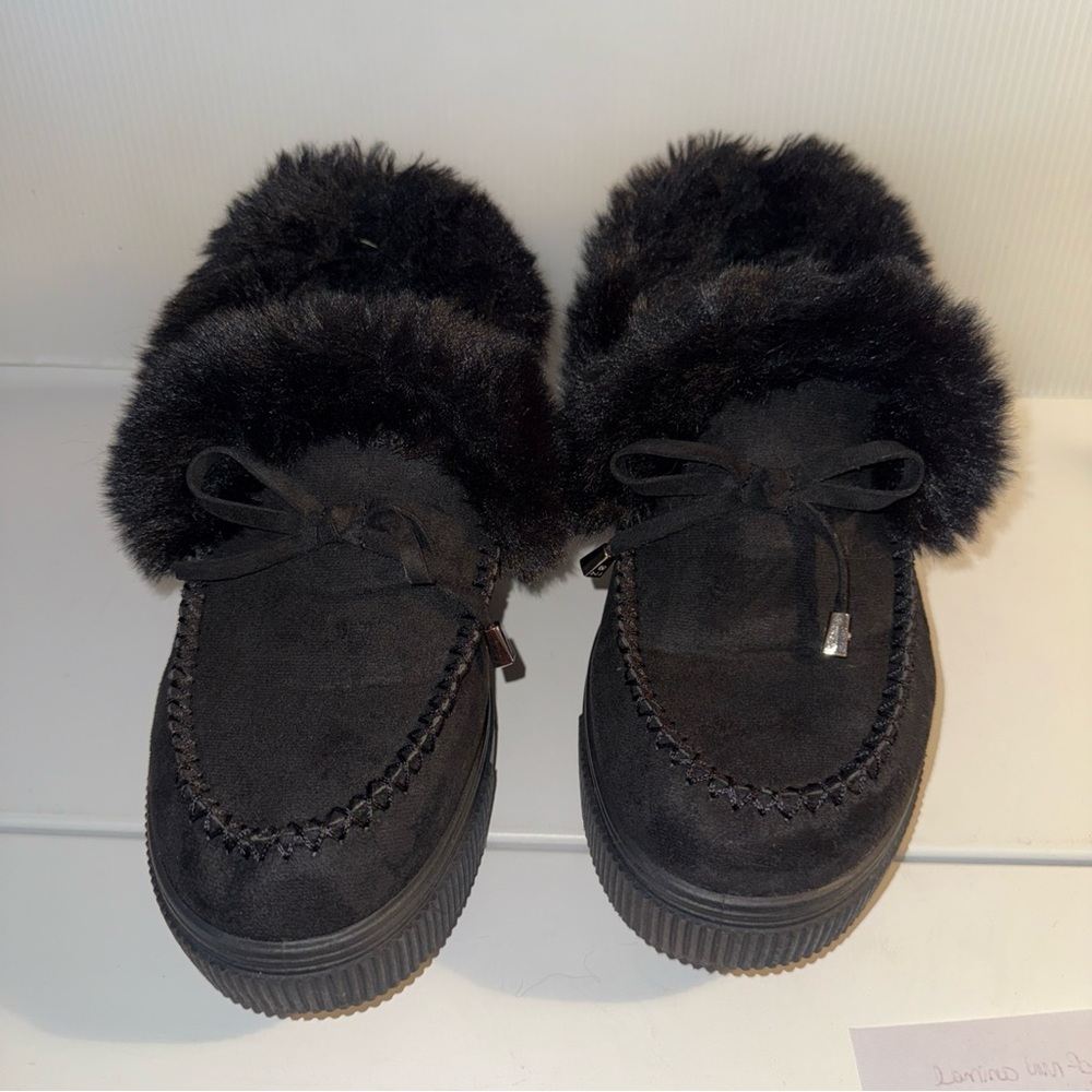 Bamboo Cozette Faux Fur Faux Suede platform Slip-ons Women’s SZ:11